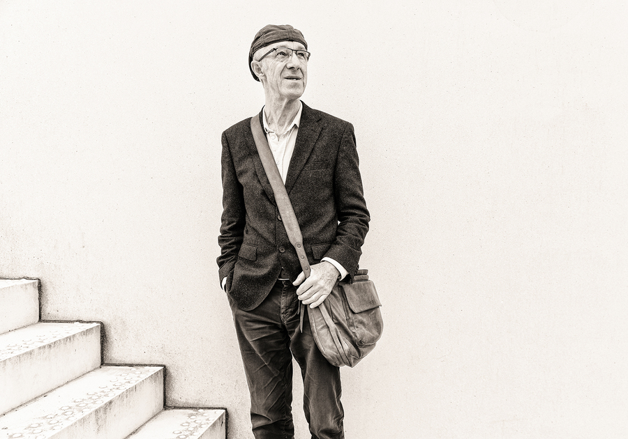 Raymond van het Groenewoud: beeld voor expo 'Contrast'